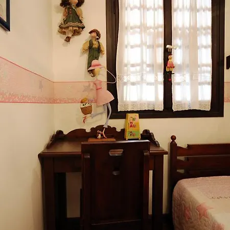 度假居 Rose Houme Korfos *